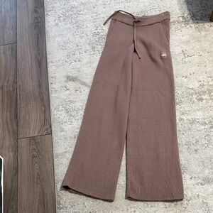 ALO Yoga Women's Wide Leg Knit Pants MUSHROOM